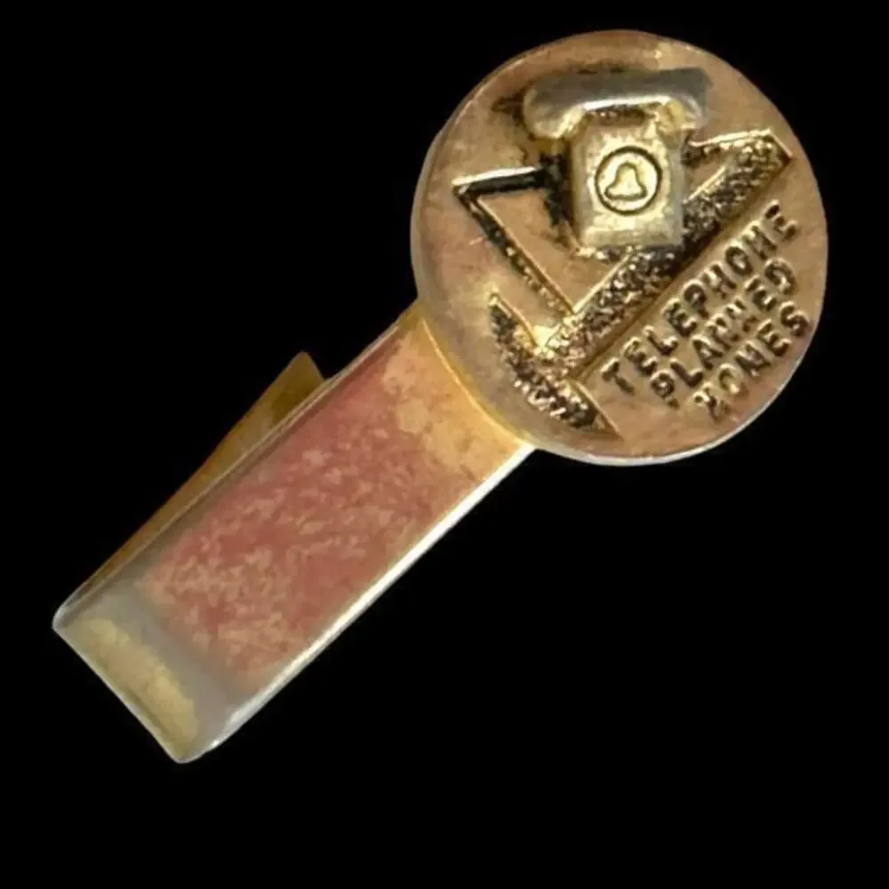 MA Bell Employee Rotary Telephone Planned Homes Gold Tone Tie Clip Bar 1950’s